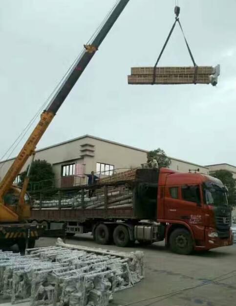 湖南客戶200套路燈發貨